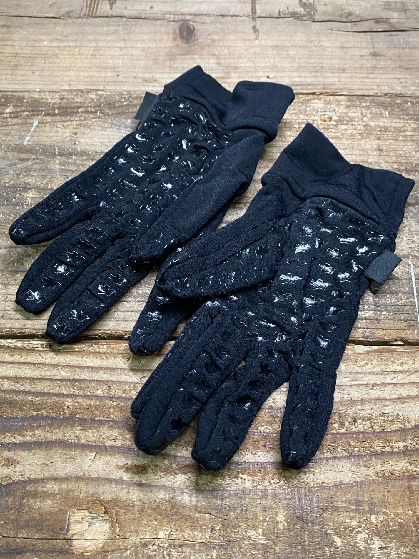 IU306 アソス Assos 裏起毛 長指 サイクルグローブ 黒 M