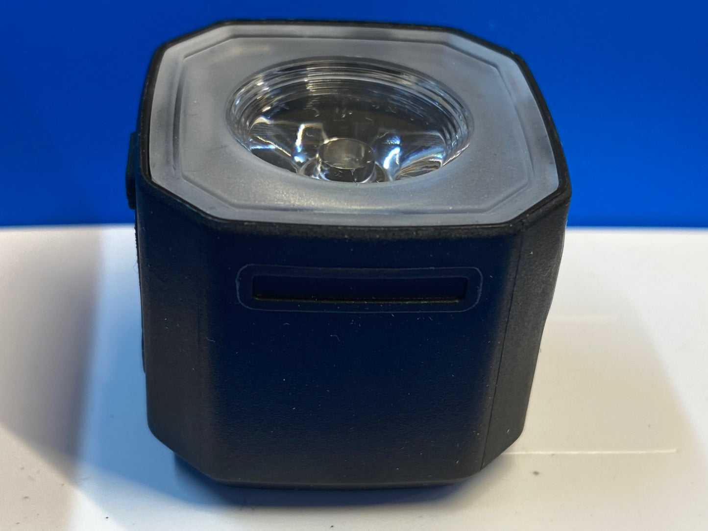 IV823 ジャイアント GIANT RECON HL100 フロントライト