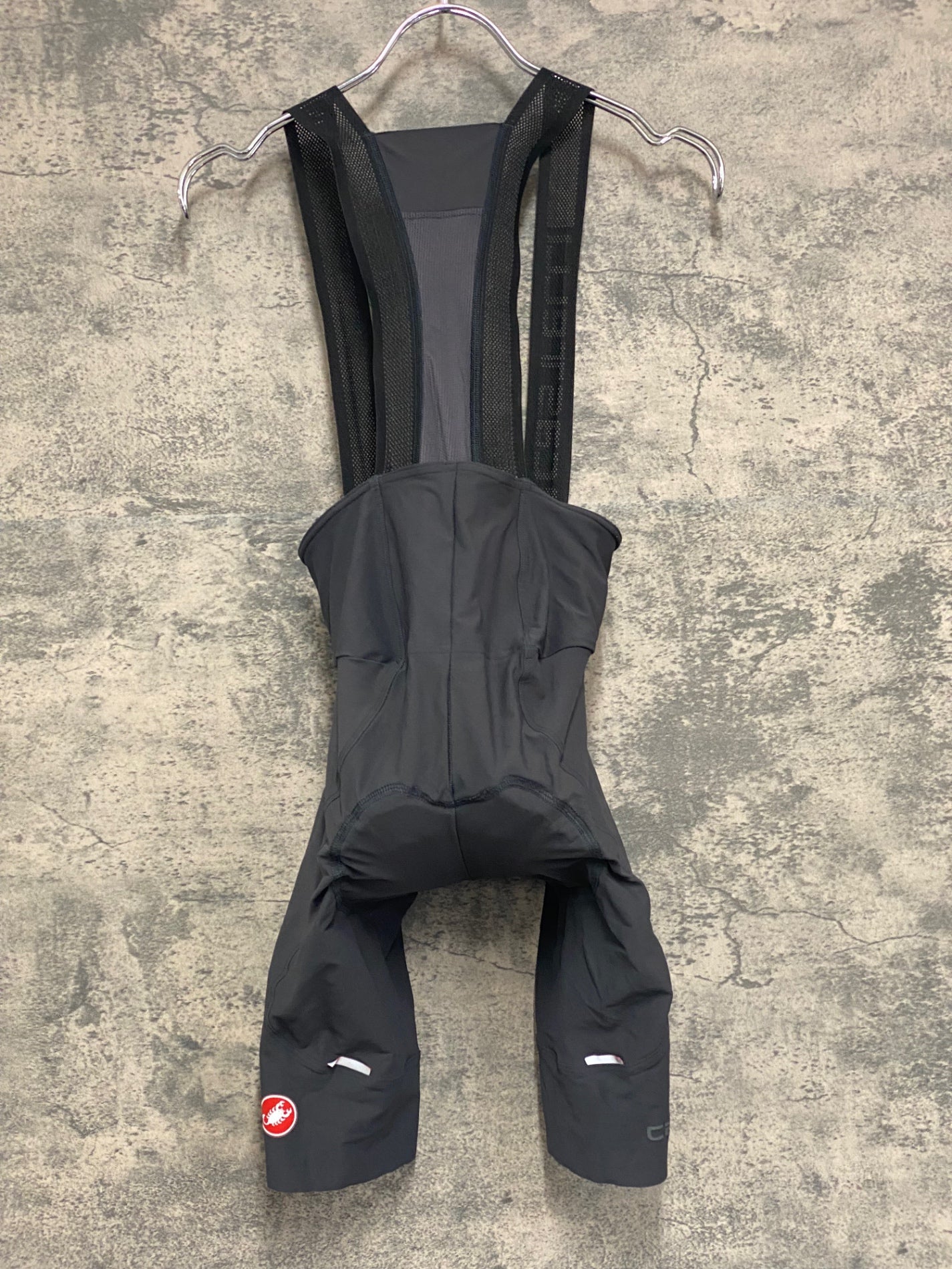 IY711 カステリ CASTELLI ビブショーツ グレー XS