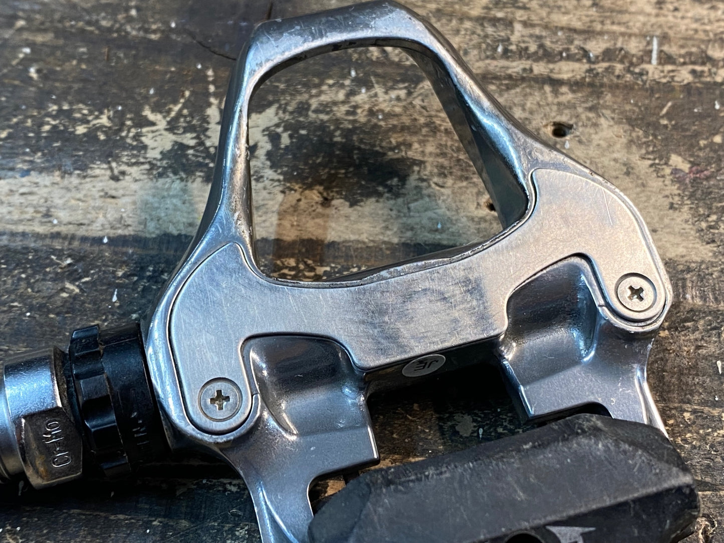 IX448 シマノ SHIMANO 105 PD-5700 ビンディングペダル SPD-SL