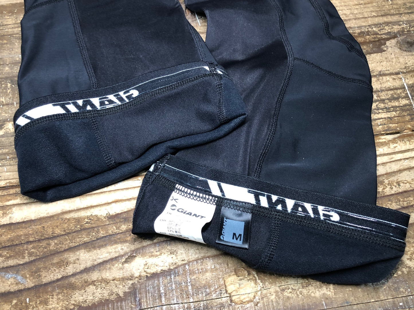 IV877 ジャイアント GIANT 3D LEG WARMER レッグウォーマー 黒 M