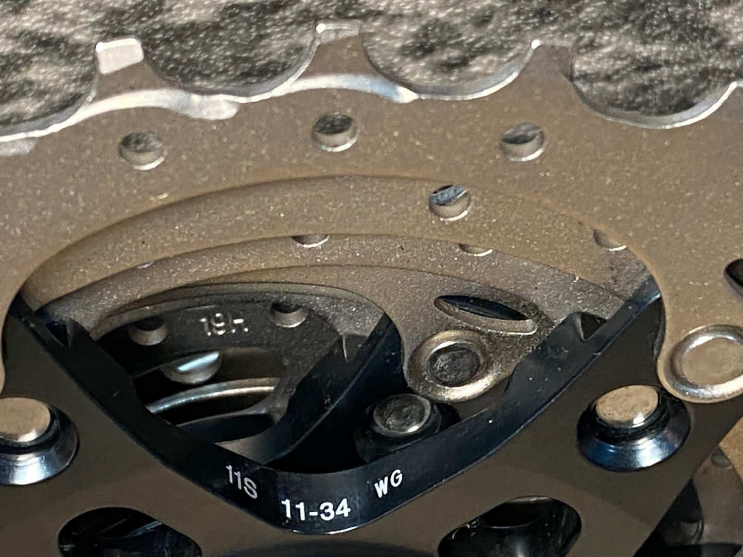 IU515 シマノ SHIMANO アルテグラ ULTEGRA CS-HG800 カセットスプロケット 11S 11-34T