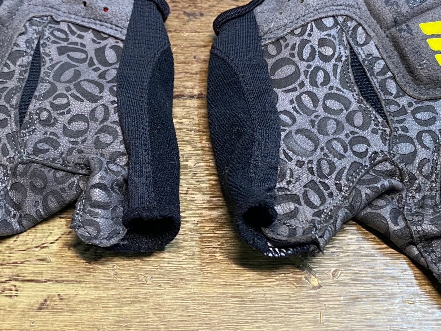 IF821 パールイズミ PEARLiZUMi 指切 サイクルグローブ 黒 XL