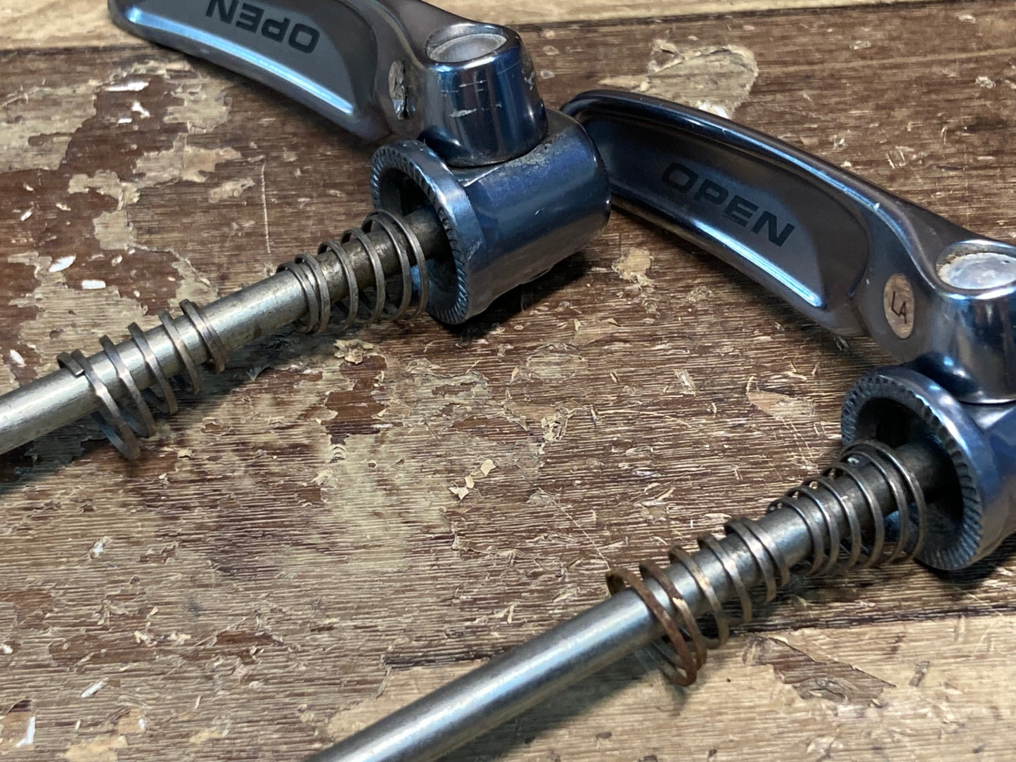 IJ564 シマノ SHIMANO デュラエース DURA-ACE クイックリリース 100/130mm