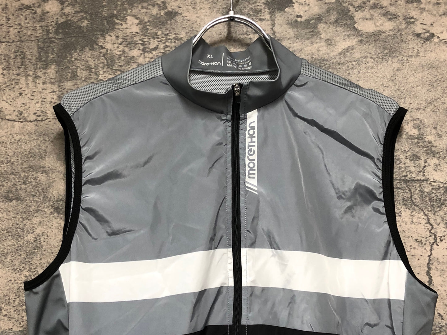 IX609 モーゼン morethan サイクルベスト ジレ XL グレー 背面傷み多