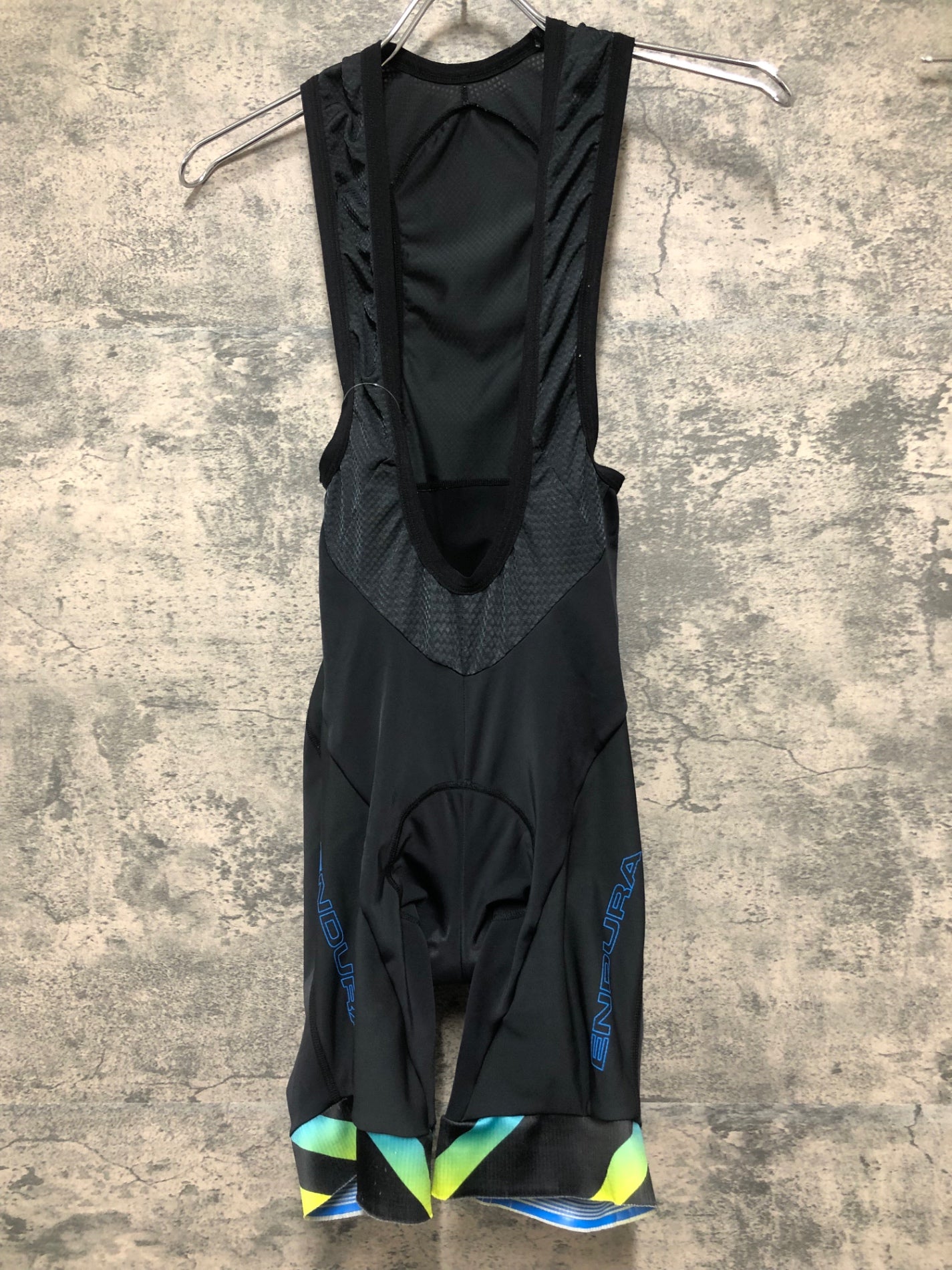 IZ531 エンデュラ ENDURA ビブショーツ 黒 S ※擦れ