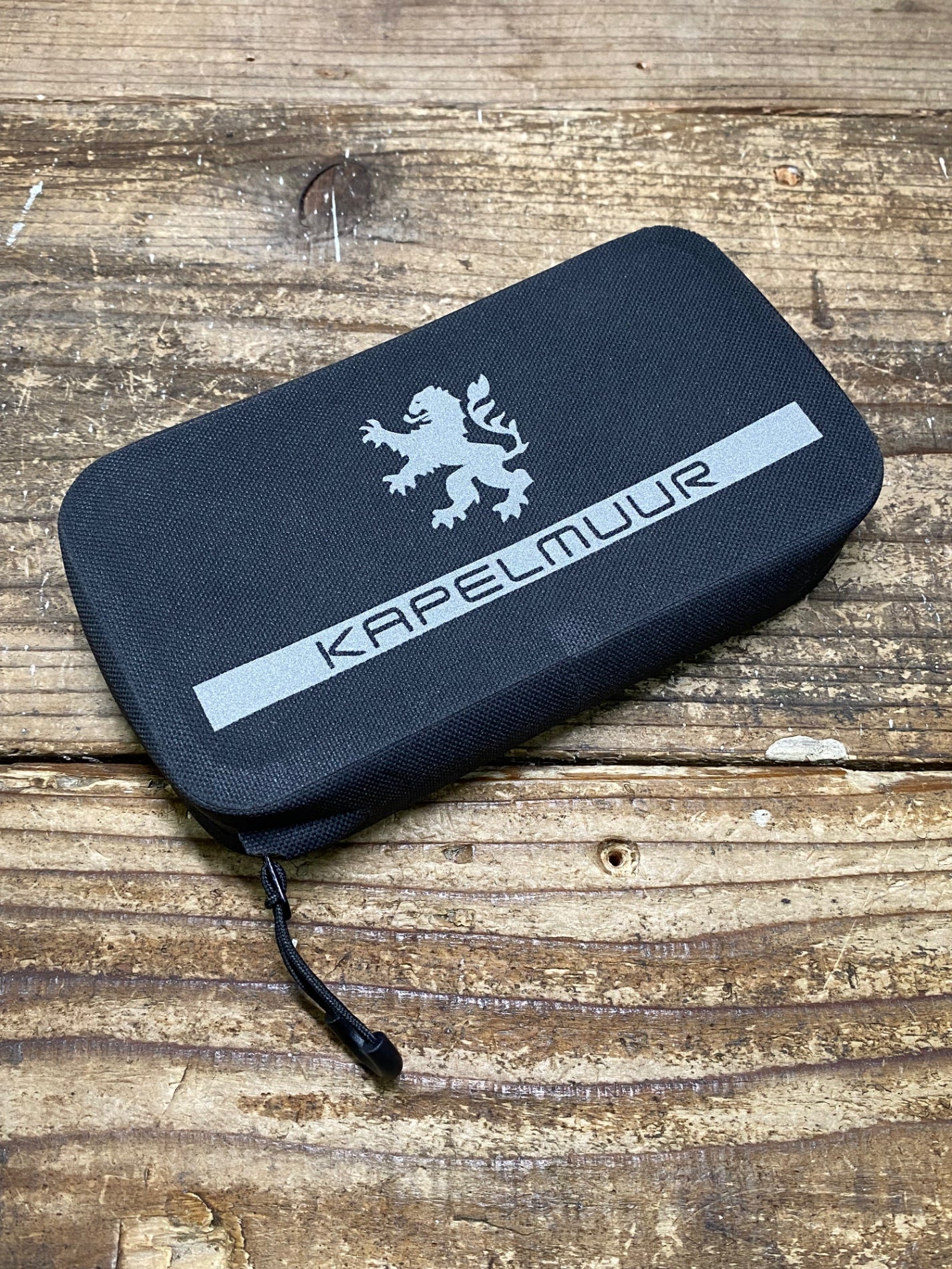 IX313 カペルミュール KAPELMUUR サイクルポーチ グレー