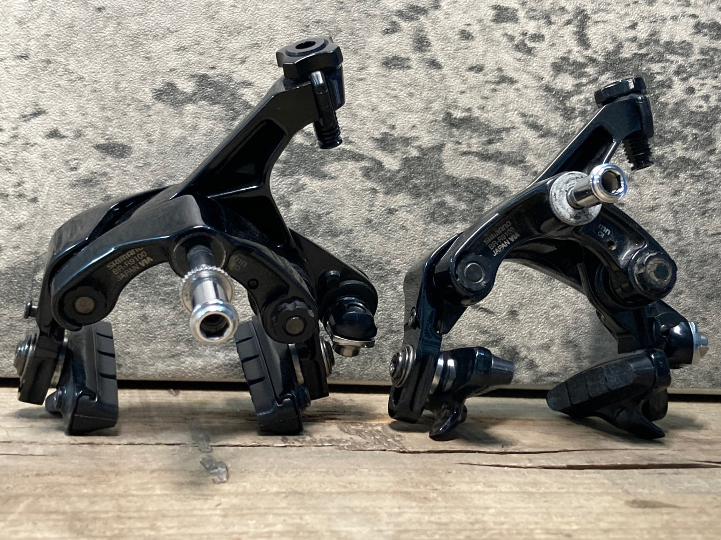 IQ574 シマノ SHIMANO デュラエース DURA-ACE BR-R9100 キャリパーブレーキ 前後セット