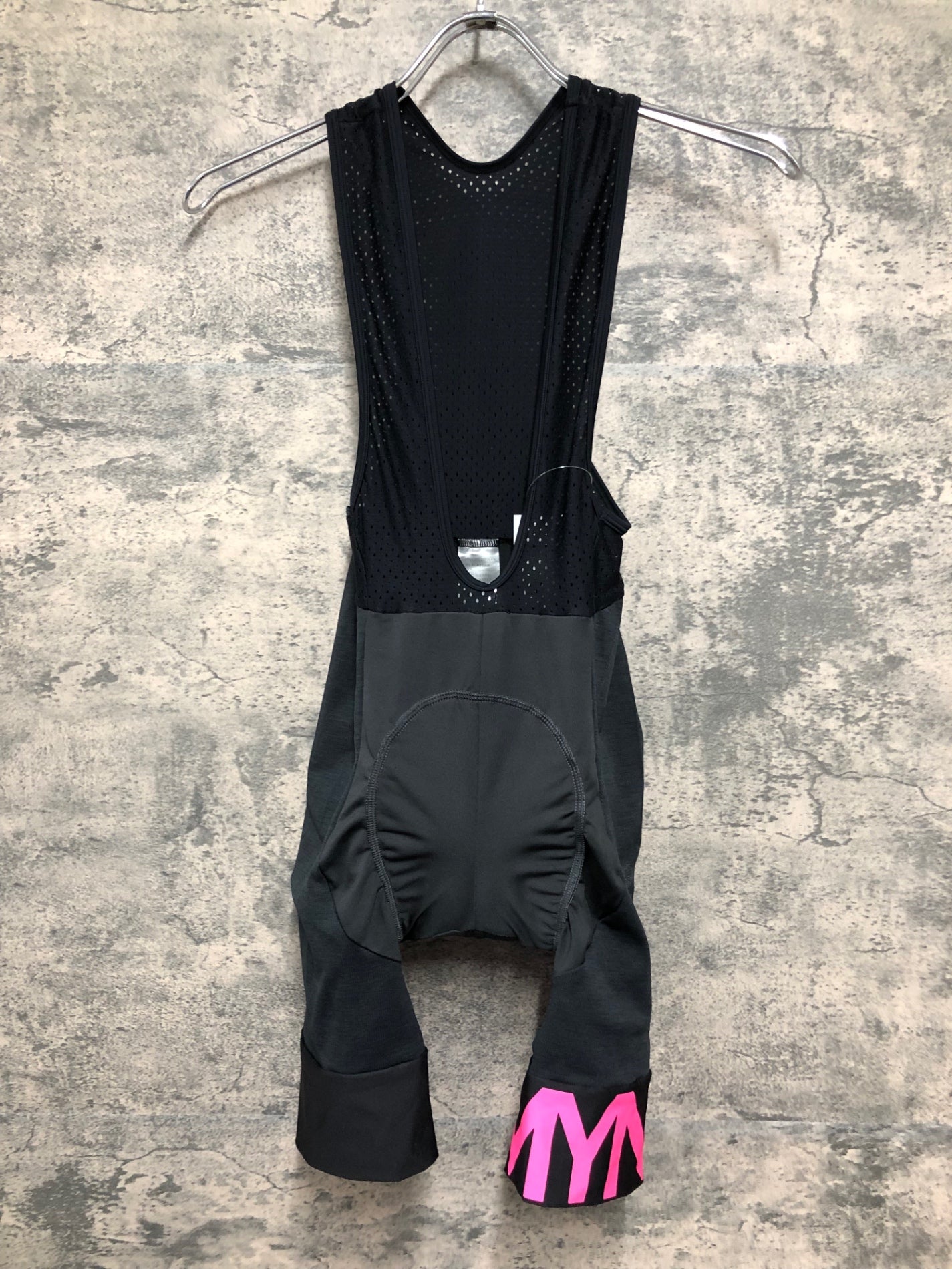 IZ532 マイン MYN ビブショーツ 黒 XS-S