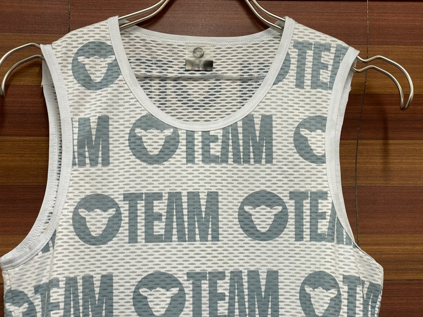 IV073 ブラックシープ Black Sheep Essentials Team Baselayer Sleeveless ベースレイヤー 白 S