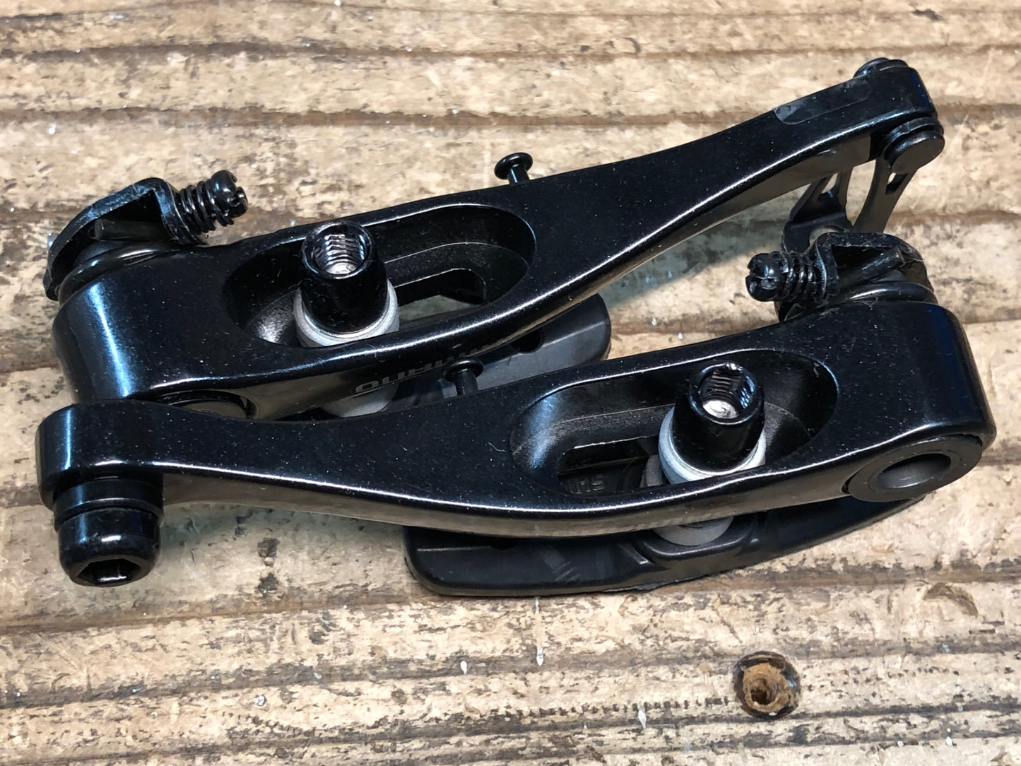 JB528 シマノ SHIMANO BR-R353 Vブレーキ 黒 前後セット