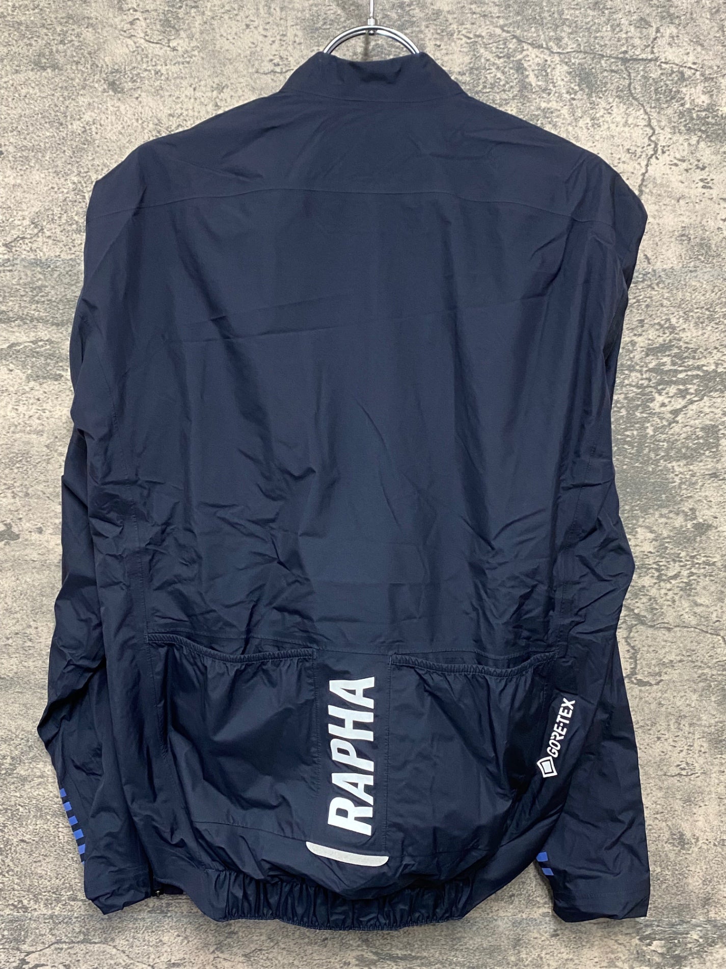 IY113 ラファ Rapha 防風 防水 サイクルジャケット M ダークブルー タグカット