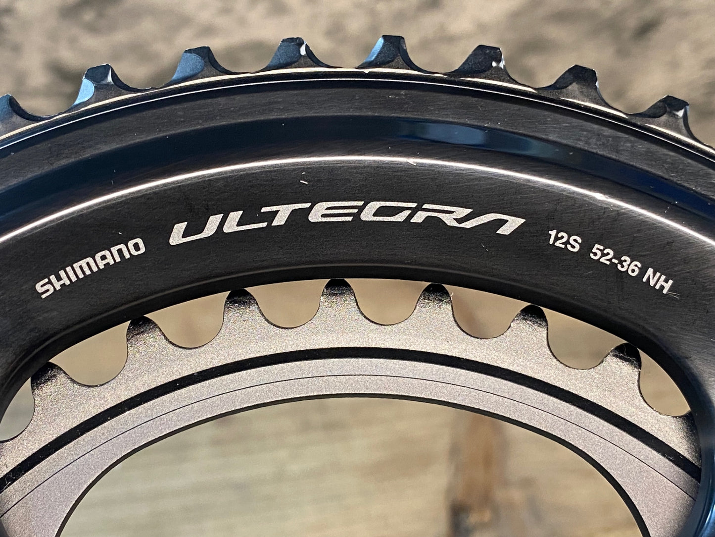 IX257 シマノ SHIMANO アルテグラ ULTEGRA FC-R8100 クランクセット 170mm 52/36T