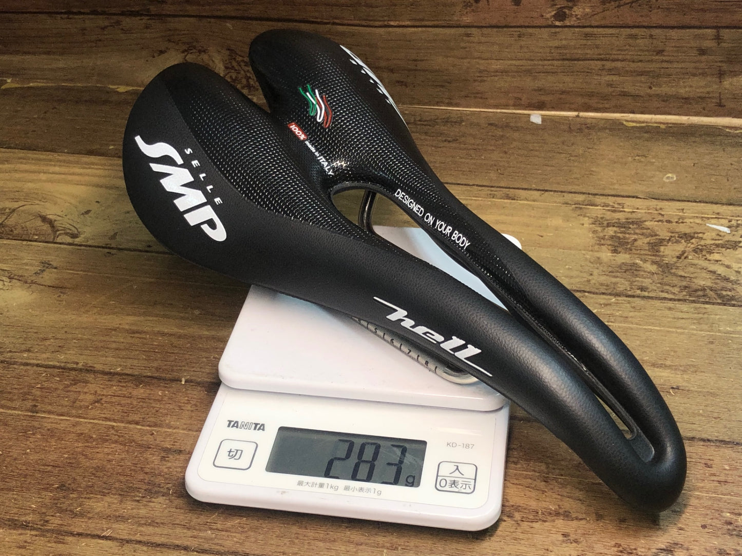 II491 セラ SELLE SMP ヘル HELL サドル 黒 144mm aisi 304 tube