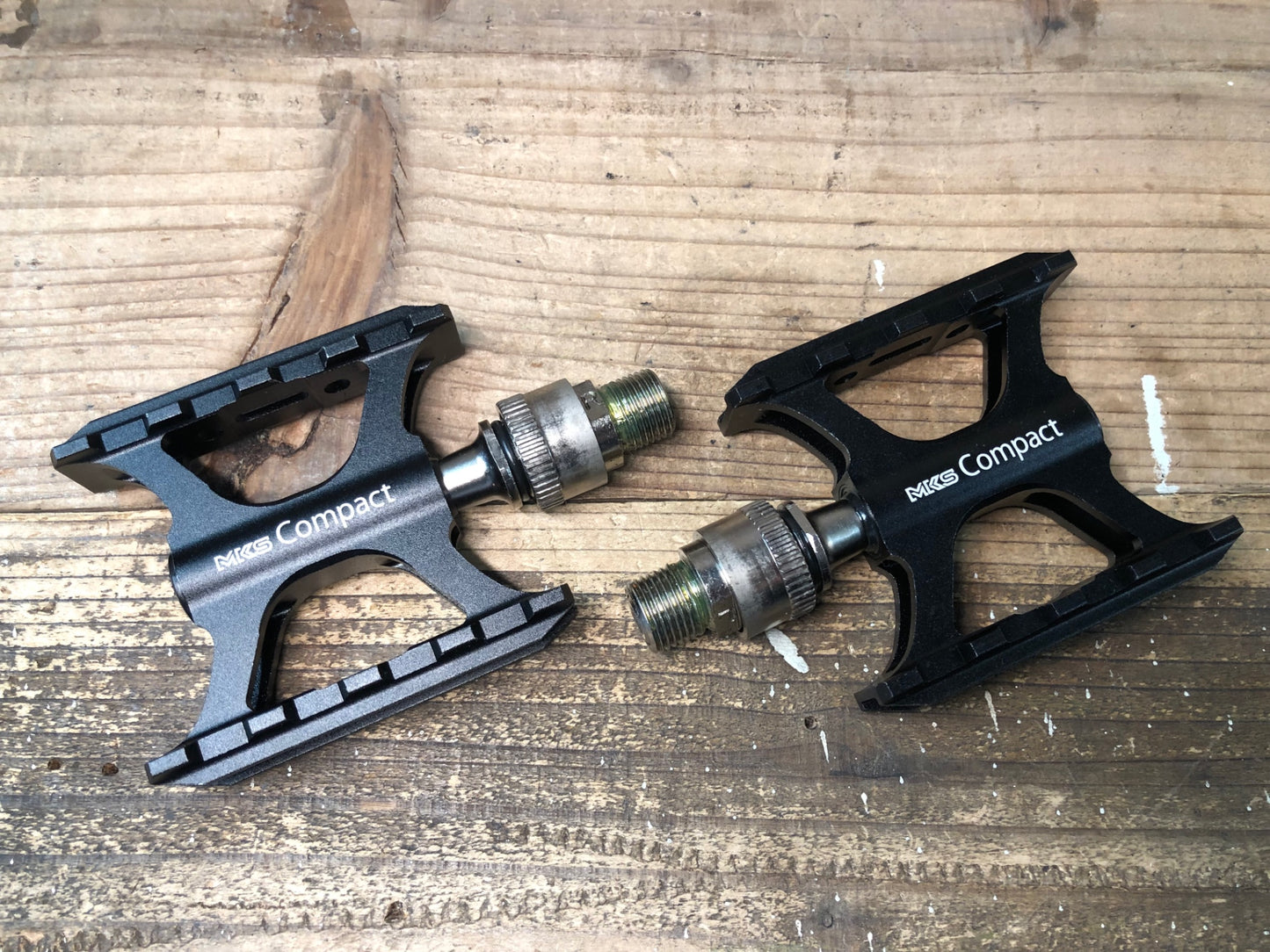 IW899 三ヶ島 MKS Compact EZY フラットペダル ブラック