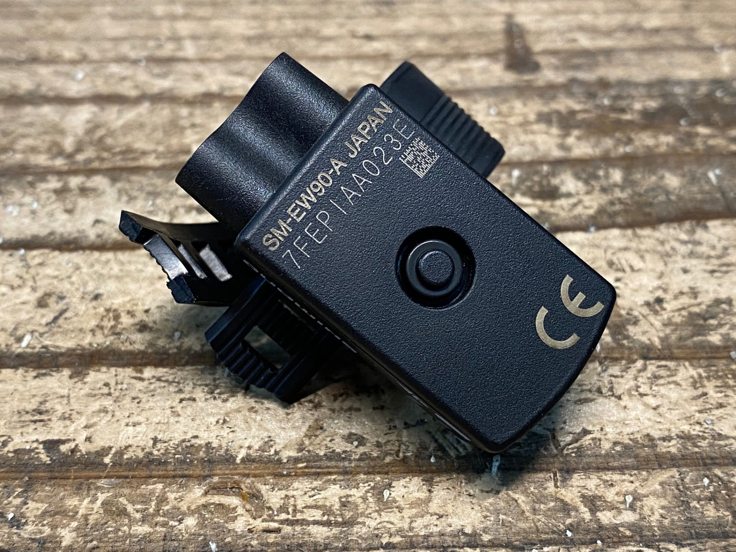 IN144 シマノ SHIMANO SM-EW90-A ジャンクションA 5ポート Di2 電動 エレクトリックケーブル320mmx3 セット ※バンドちぎれ