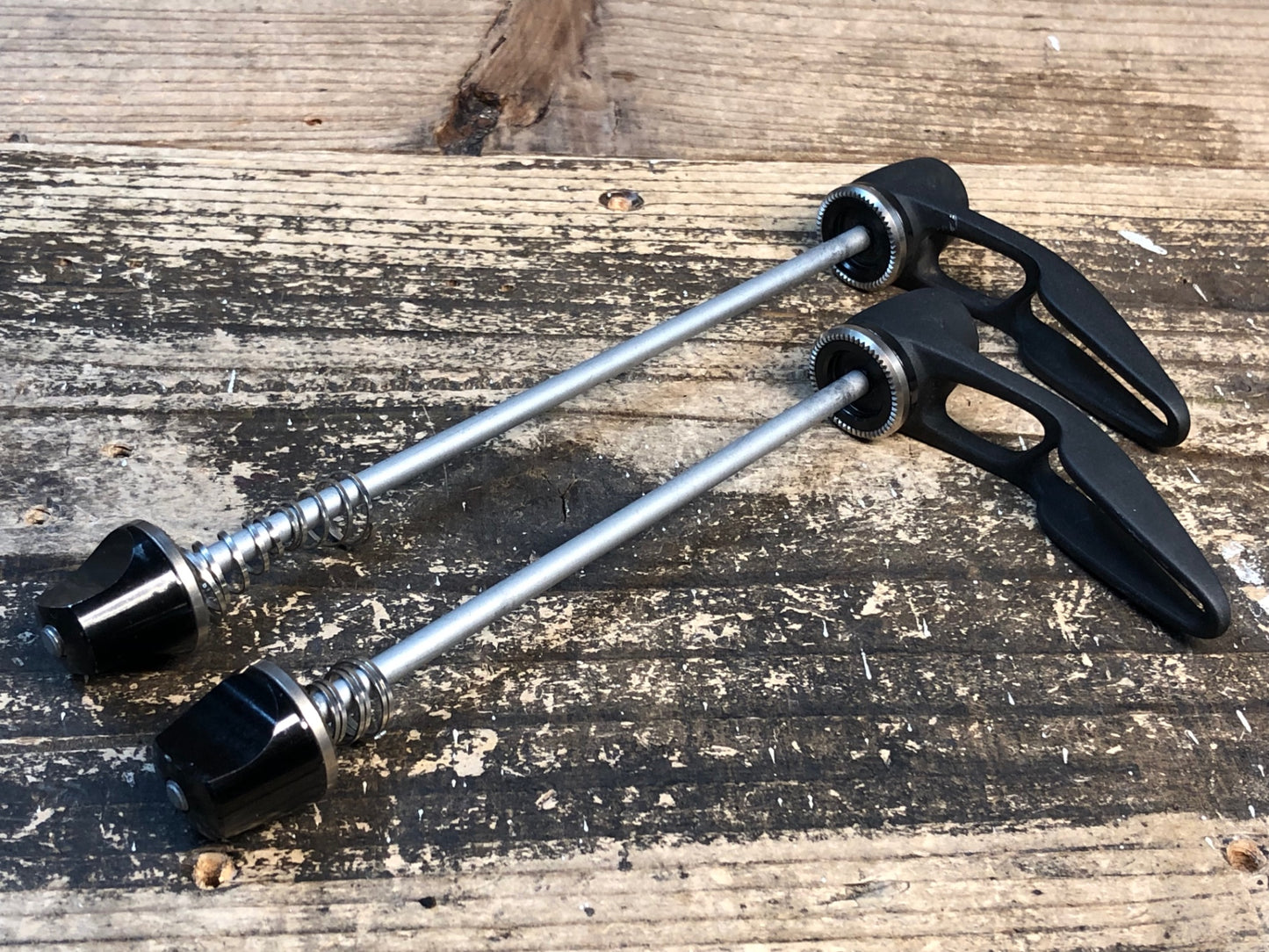 JA584 DT SWISS クイックスキュワー 前後セット