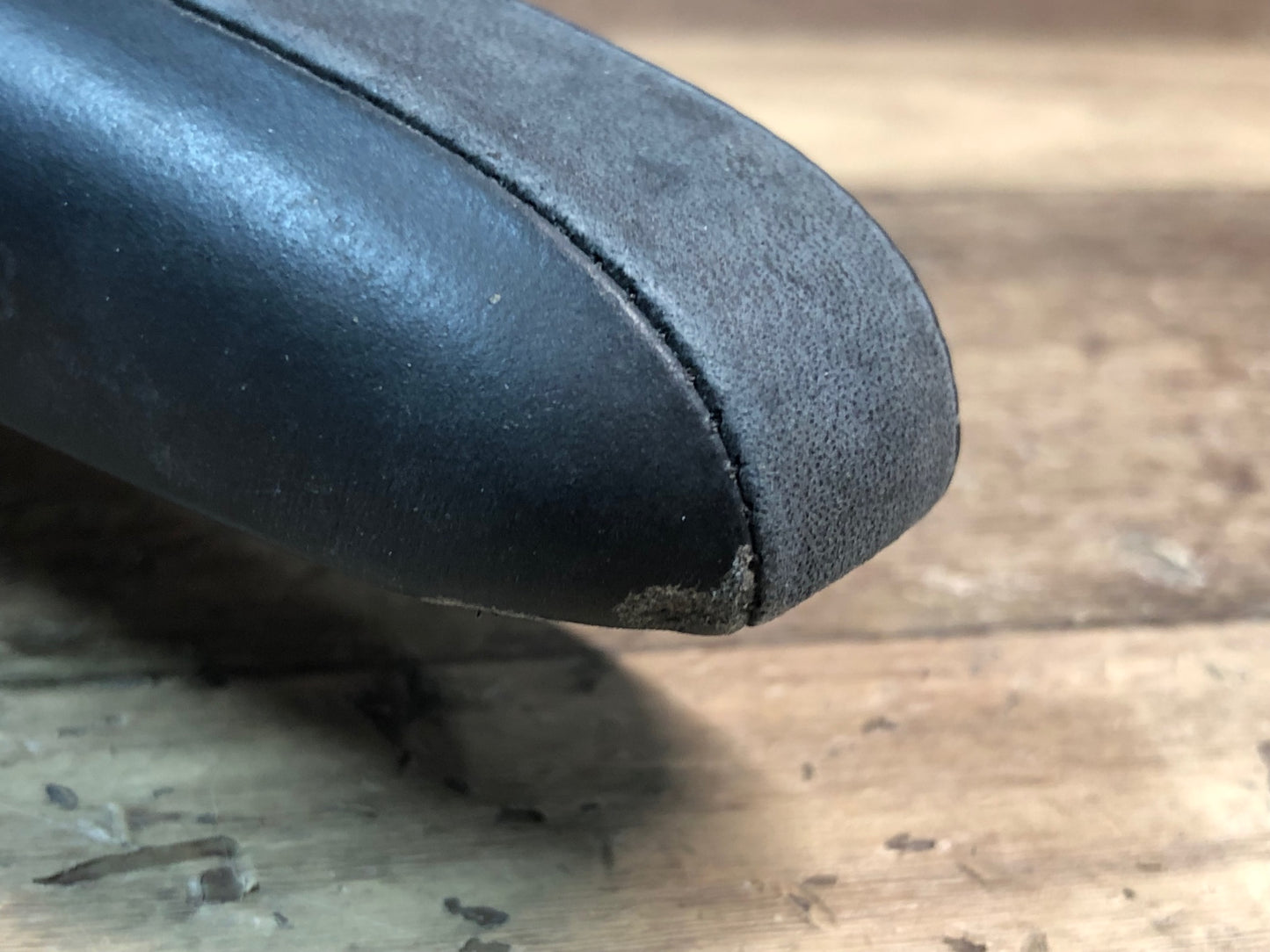 IM568 フィジーク fizik アリオネ ARIONE サドル 黒 TITANIO レール