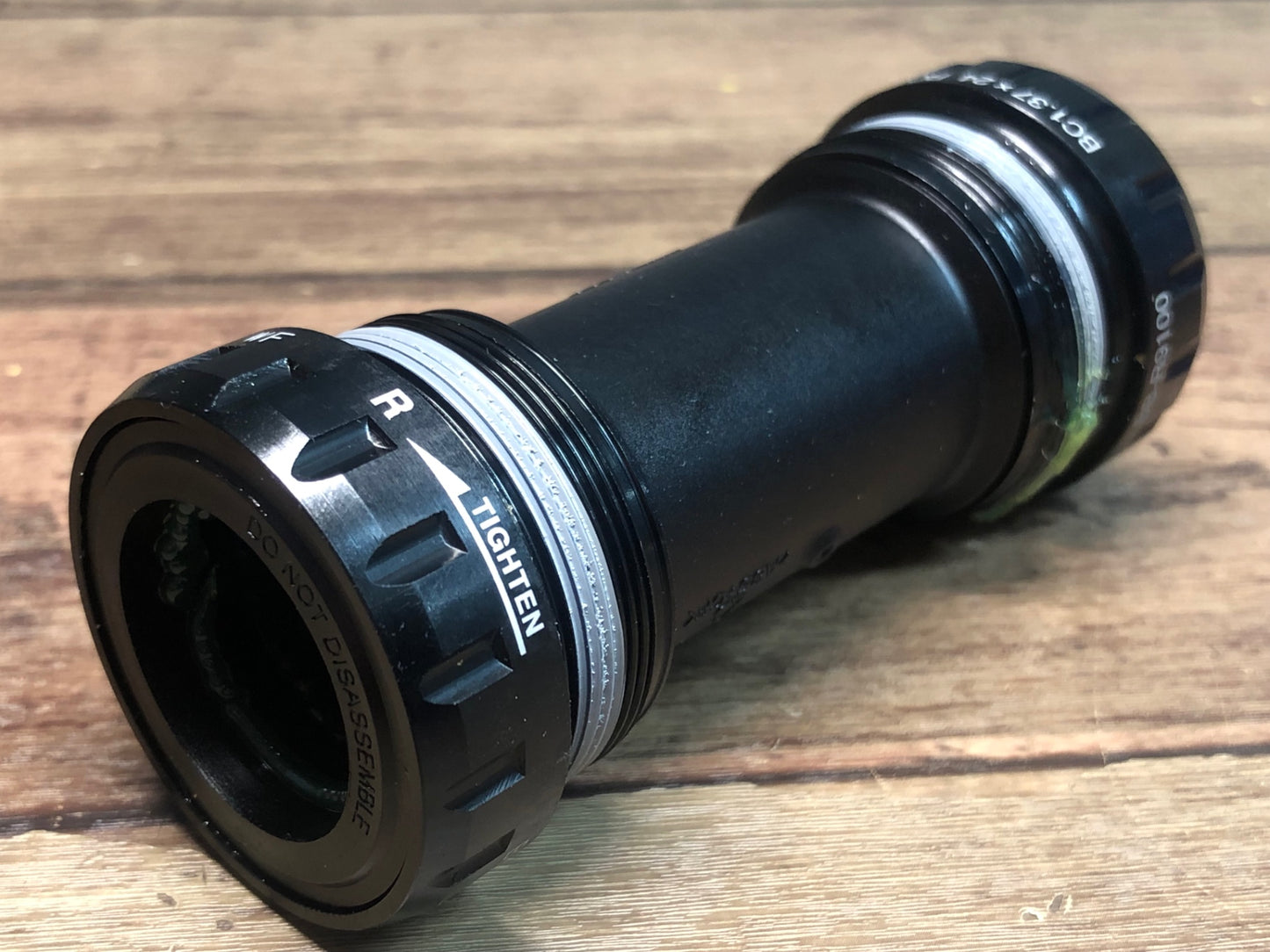 IR352 シマノ SHIMANO デュラエース DURA-ACE BB-R9100 ボトムブラケット