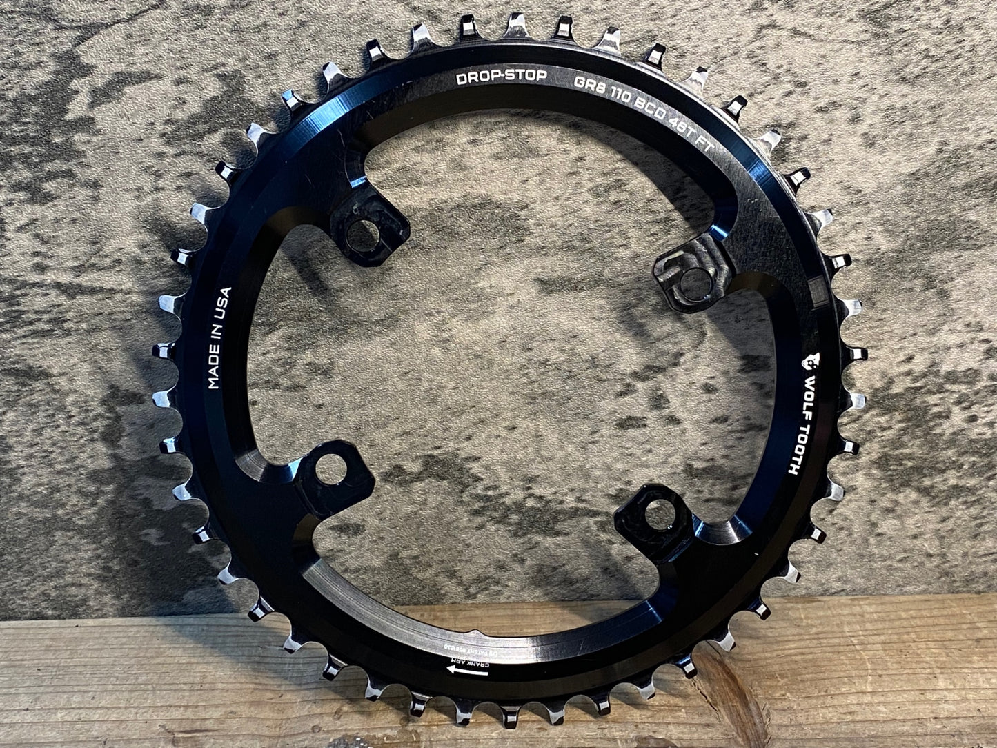 IZ814 ウルフトゥース WOLF TOOTH GR8 チェーンリング ナローワイド 110BCD 46T