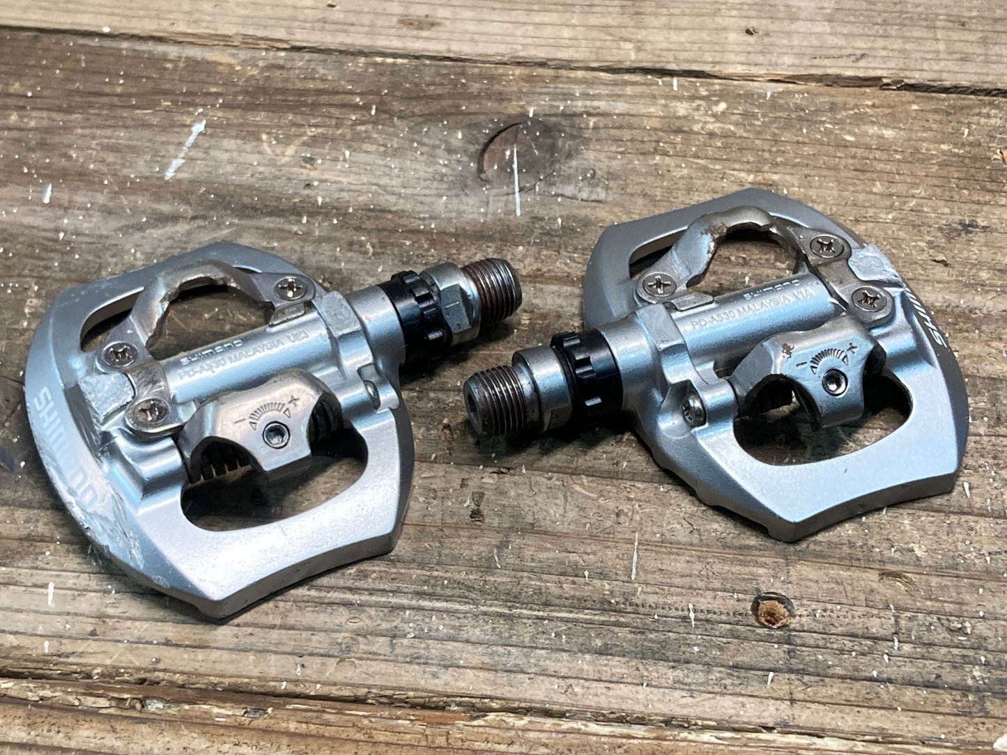 IQ455 シマノ SHIMANO PD-A530 ビンディングペダル SPD 片面フラット シルバー