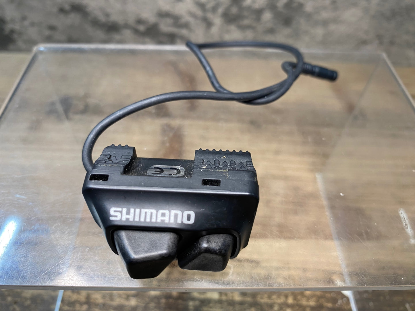 JA074 シマノ SHIMANO SW-R600 サテライトスイッチ Di2 ※動作確認済み