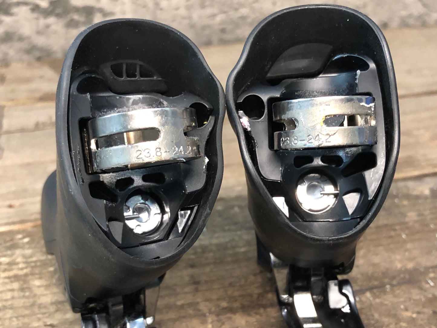 IV173 シマノ SHIMANO 105 ST-5800 STIレバー 2x11S