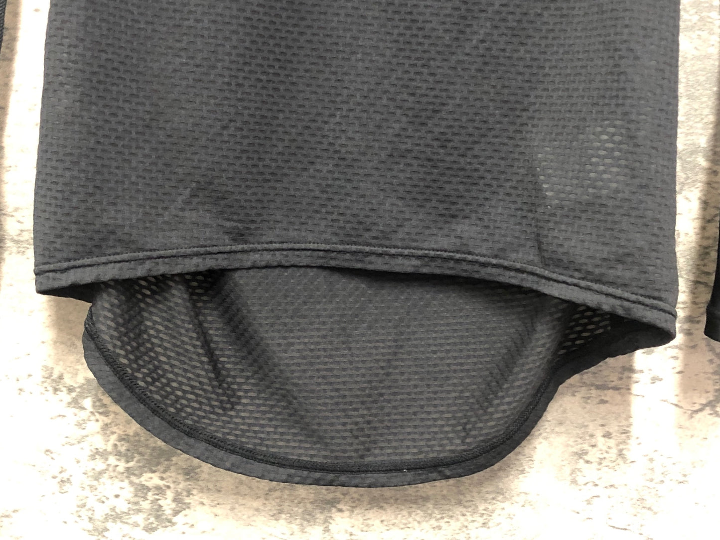 IK350 パールイズミ PEARLiZUMi 長袖 ベースレイヤー 黒 L