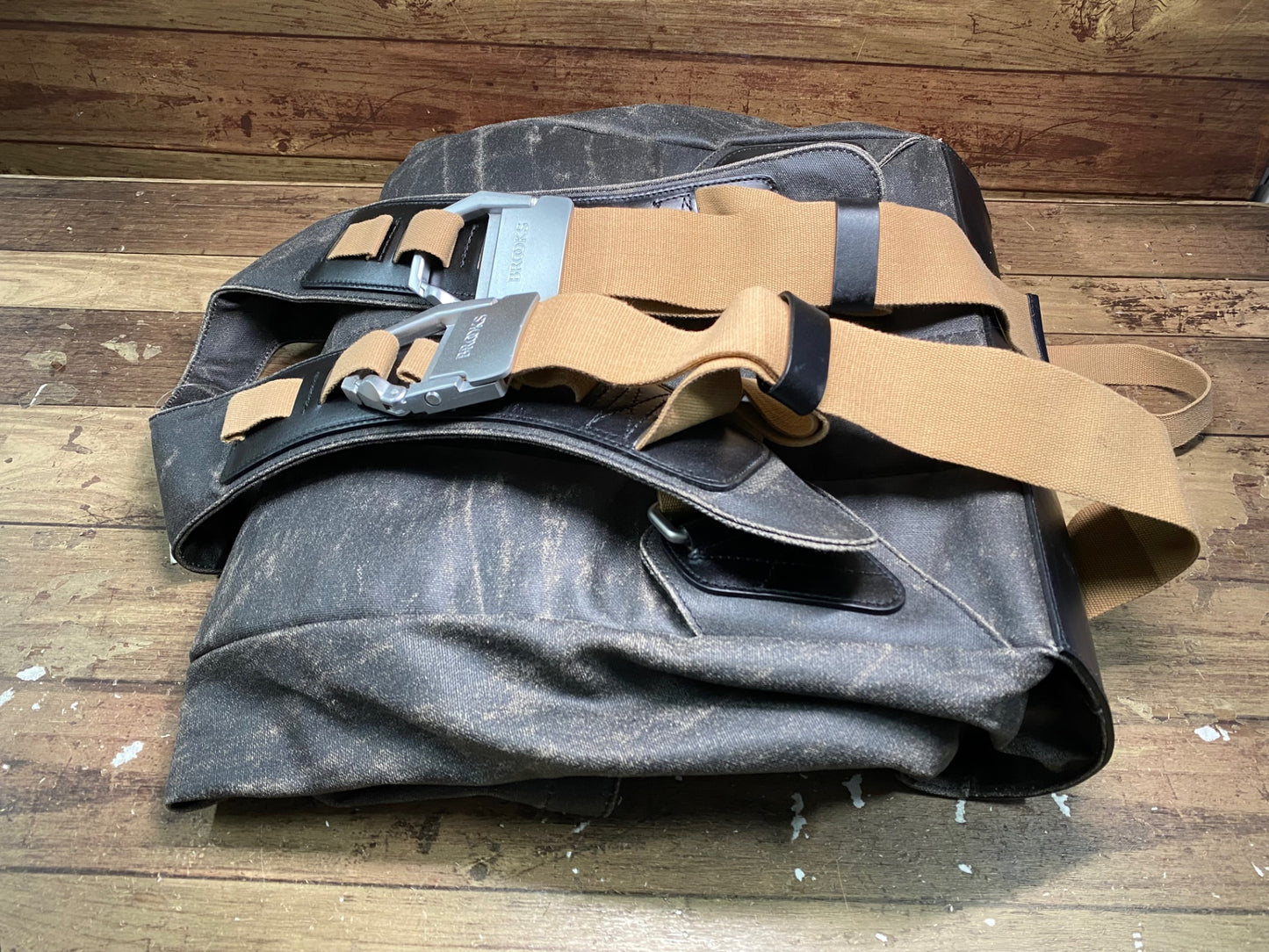 IL433 ブルックス BROOKS ISLINGTON RUCK SACK バッグ 黒