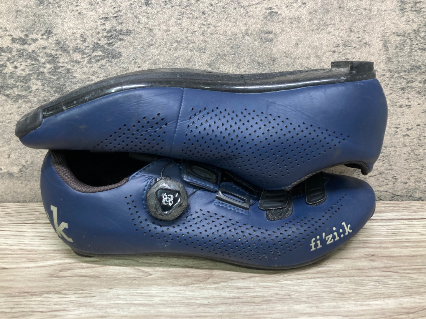 JB682 フィジーク fizik R4 ROAD SHOES ビンディングシューズ SPD-SL EU41.5 ネイビー※ソール傷