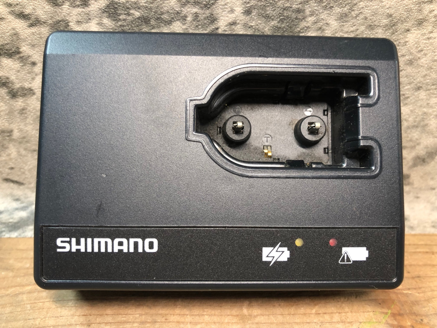 IQ779 シマノ SHIMANO SM-BCR1 バッテリーチャージャ― 動作確認済
