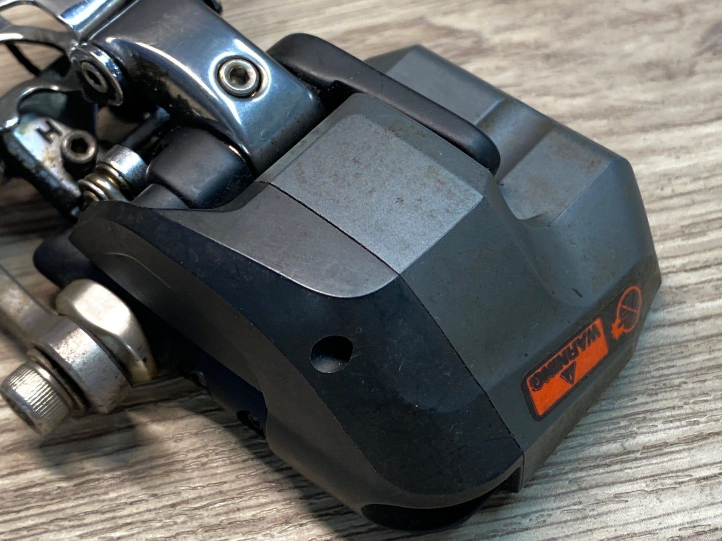 IU933 シマノ SHIMANO アルテグラ ULTEGRA FD-6770 フロントディレイラー 2S 直付け Di2 電動 ※動作不良のためジャンク