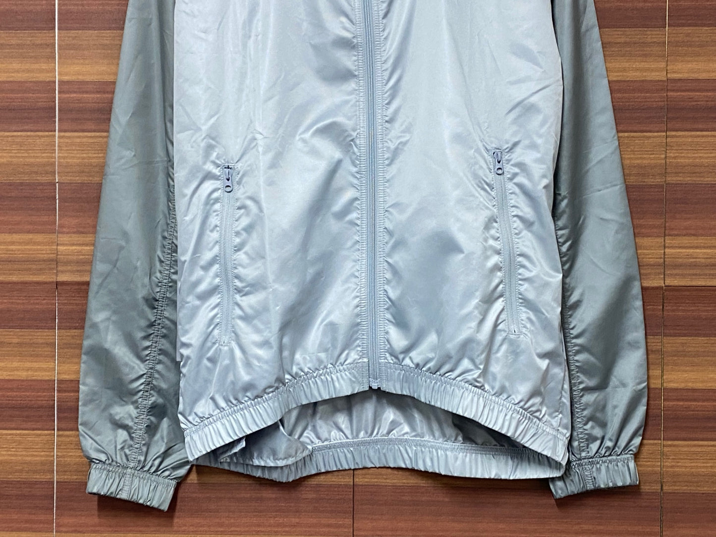 IQ234 レリック reric 長袖 ウィンドブレーカー クレー XS