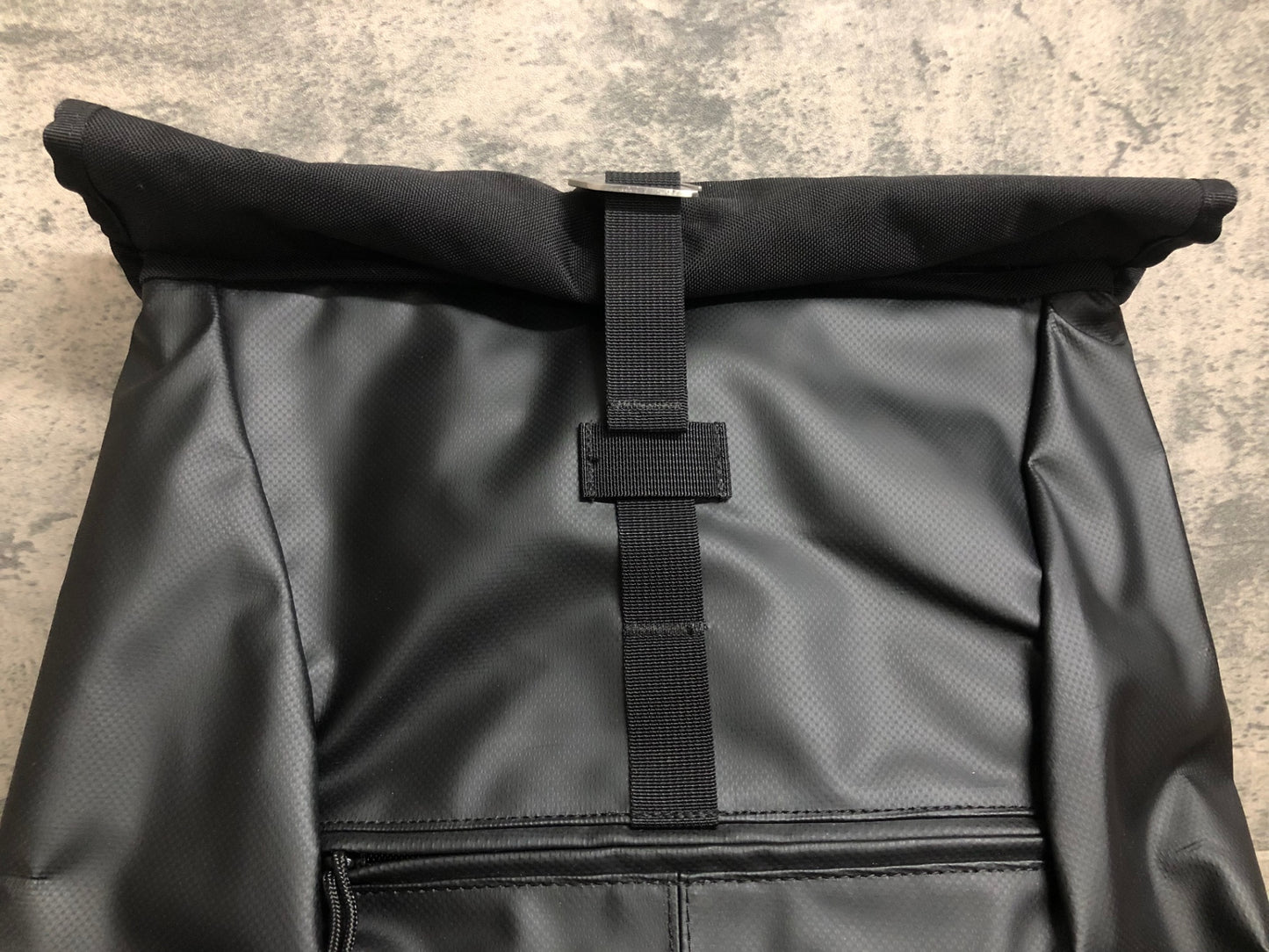 IY229 クローム CHROME YALTA 2.0 リュック バックパック グレー 黒