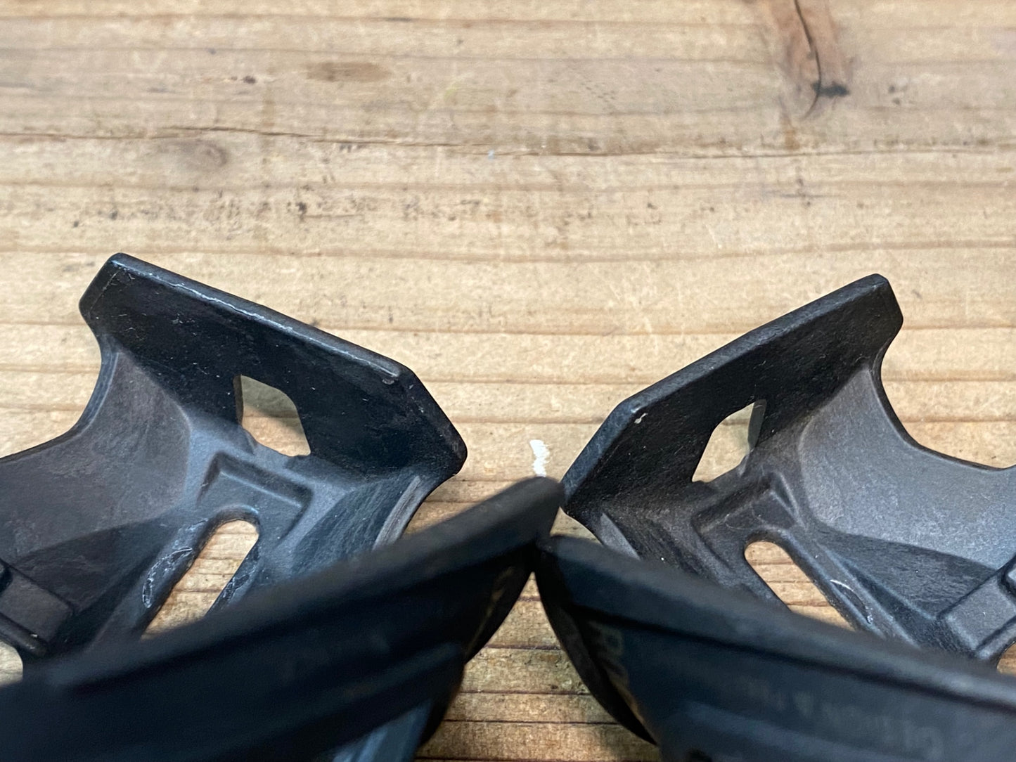 IR191 エリート ELITE ロッコ ROCKO ボトルケージ ペア