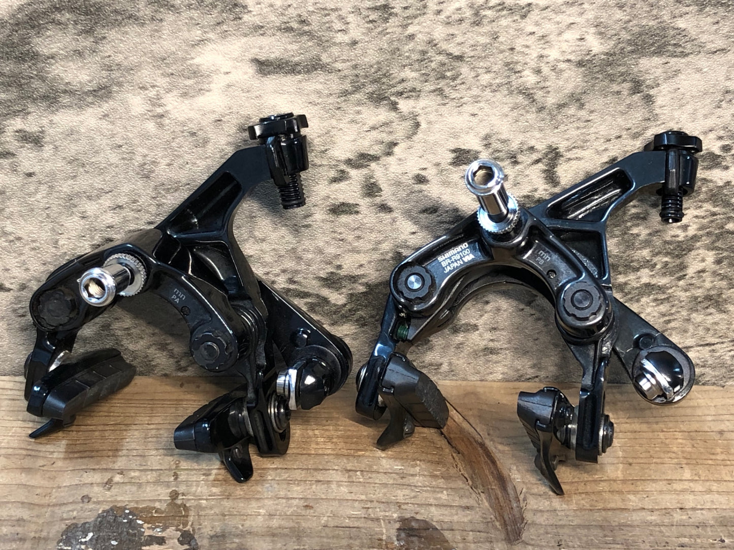 IZ287 シマノ SHIMANO デュラエース DURA-ACE BR-R9100 キャリパーブレーキ 前後セット