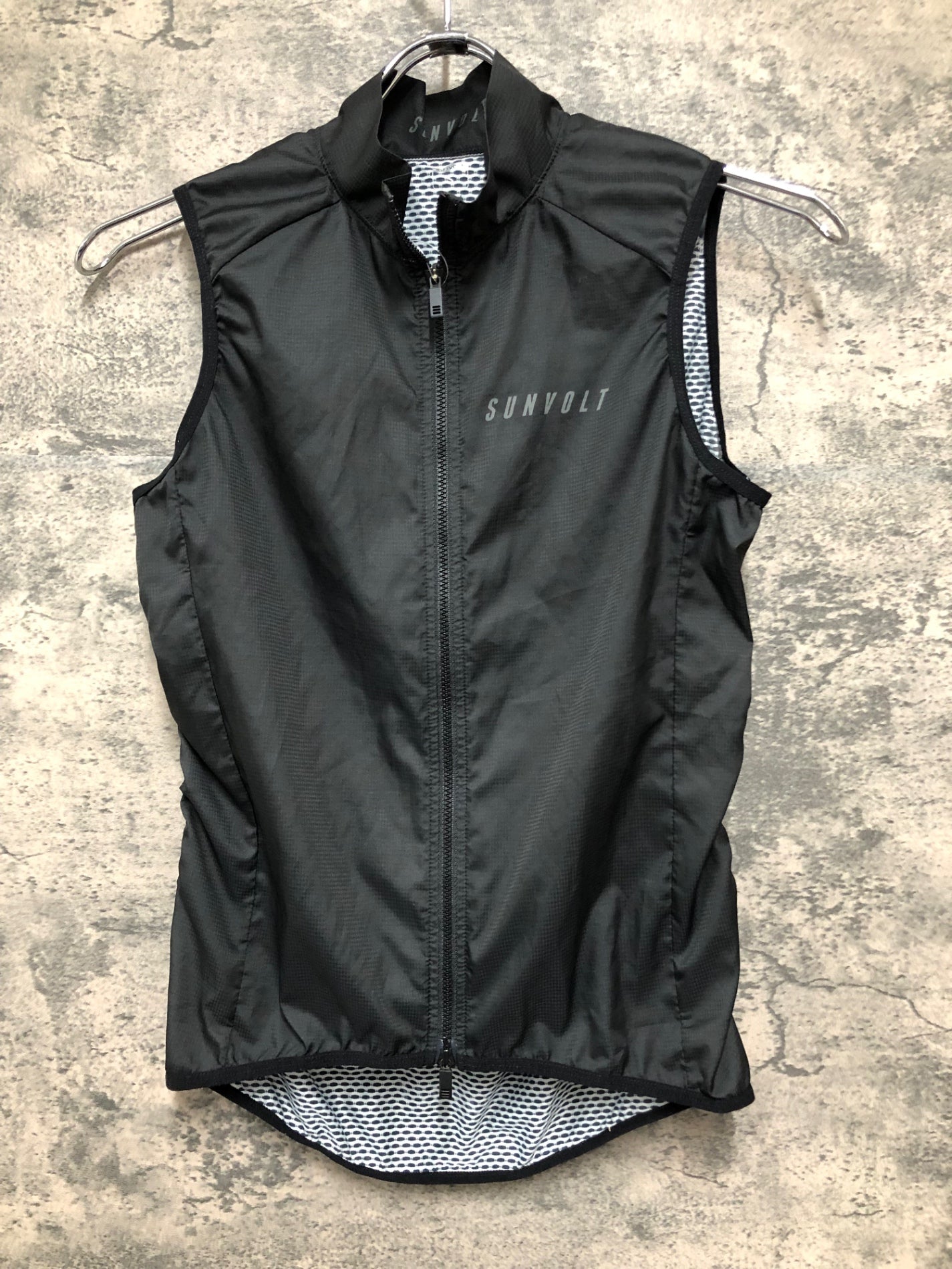 IZ888 サンボルト SUNVOLT ジレ サイクルベスト 黒 S