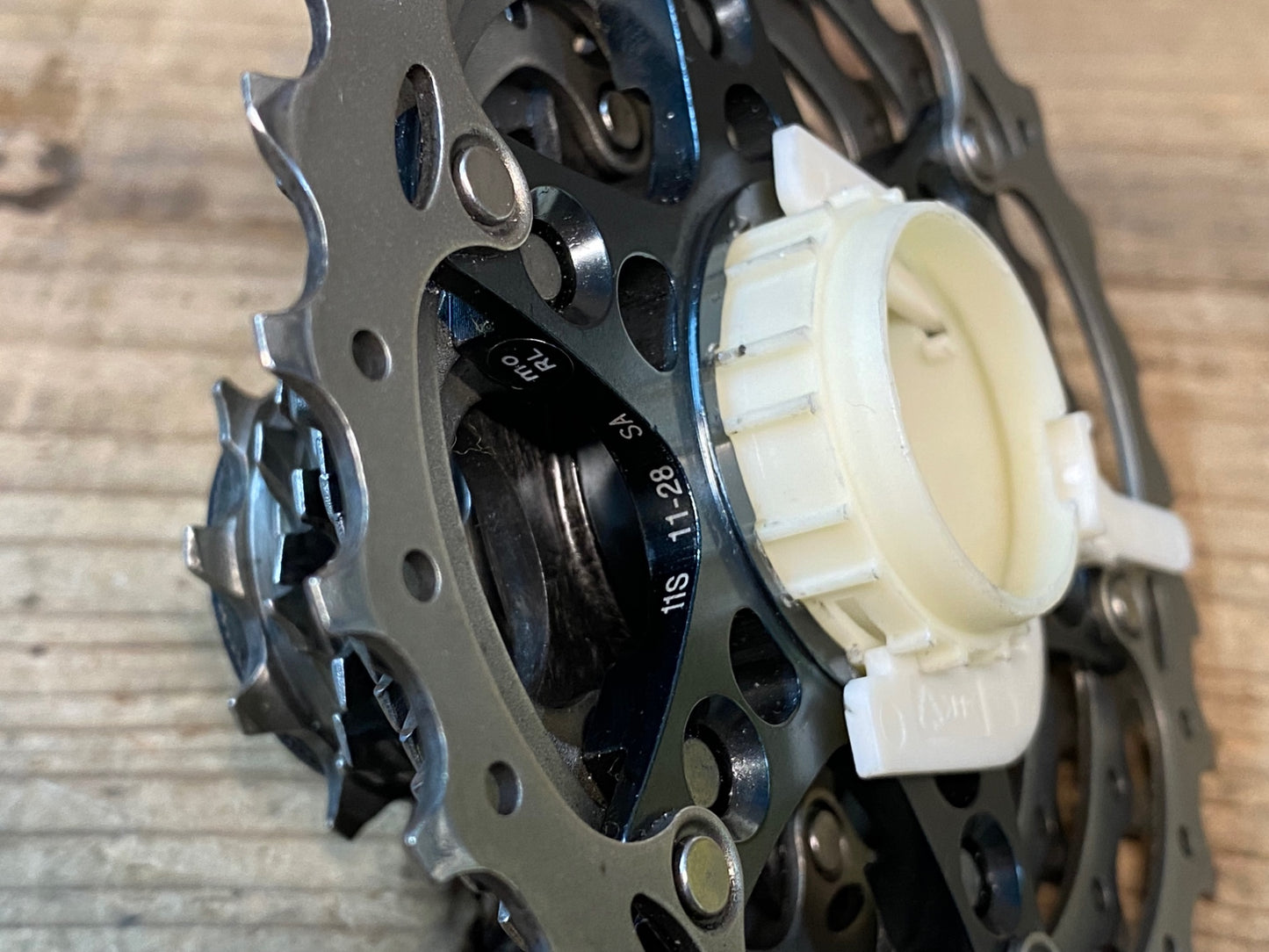 IV618 シマノ SHIMANO アルテグラ ULTEGRA スプロケット CS-R8000 11-28T 11S