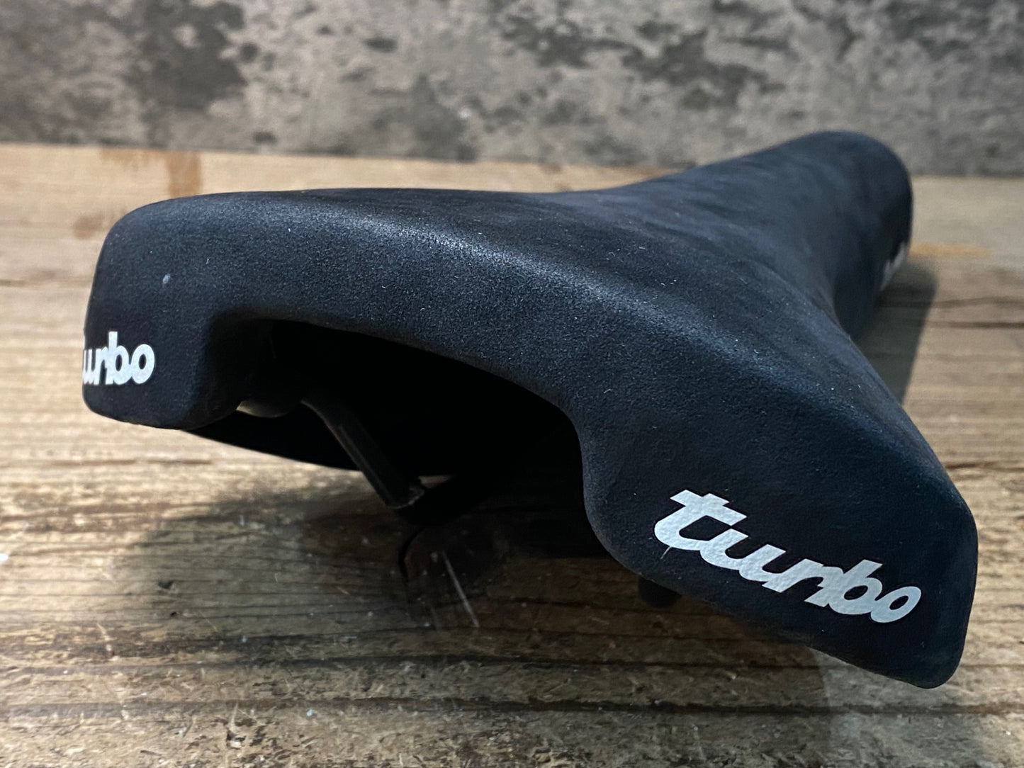 JB525 セライタリア selle italia TURBO 1980 NUBUK サドル 黒 idmatchレール