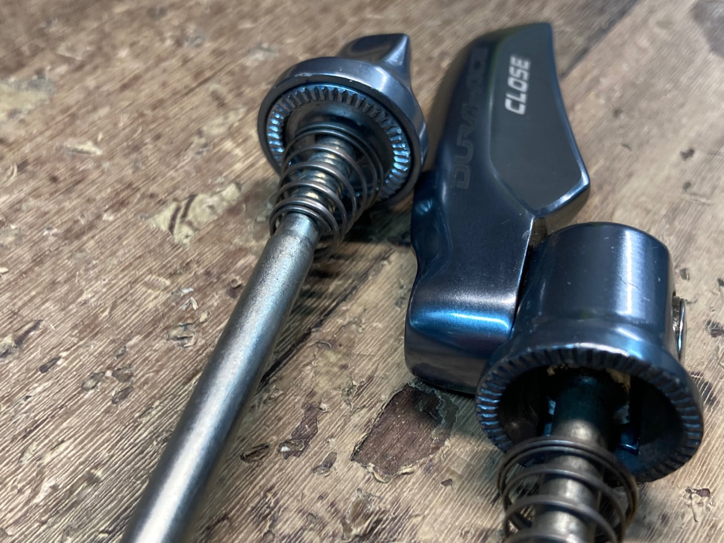 IL474 シマノ SHIMANO デュラエース DURA-ACE 9000系 クイックリリース 前後セット