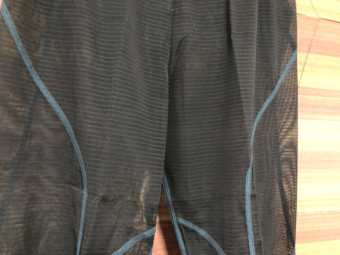 IN108 ファイントラック Finetrack フラッドラッシュ パワーメッシュ FLOODRUSH POWERMESH インナータイツ L 黒 未使用