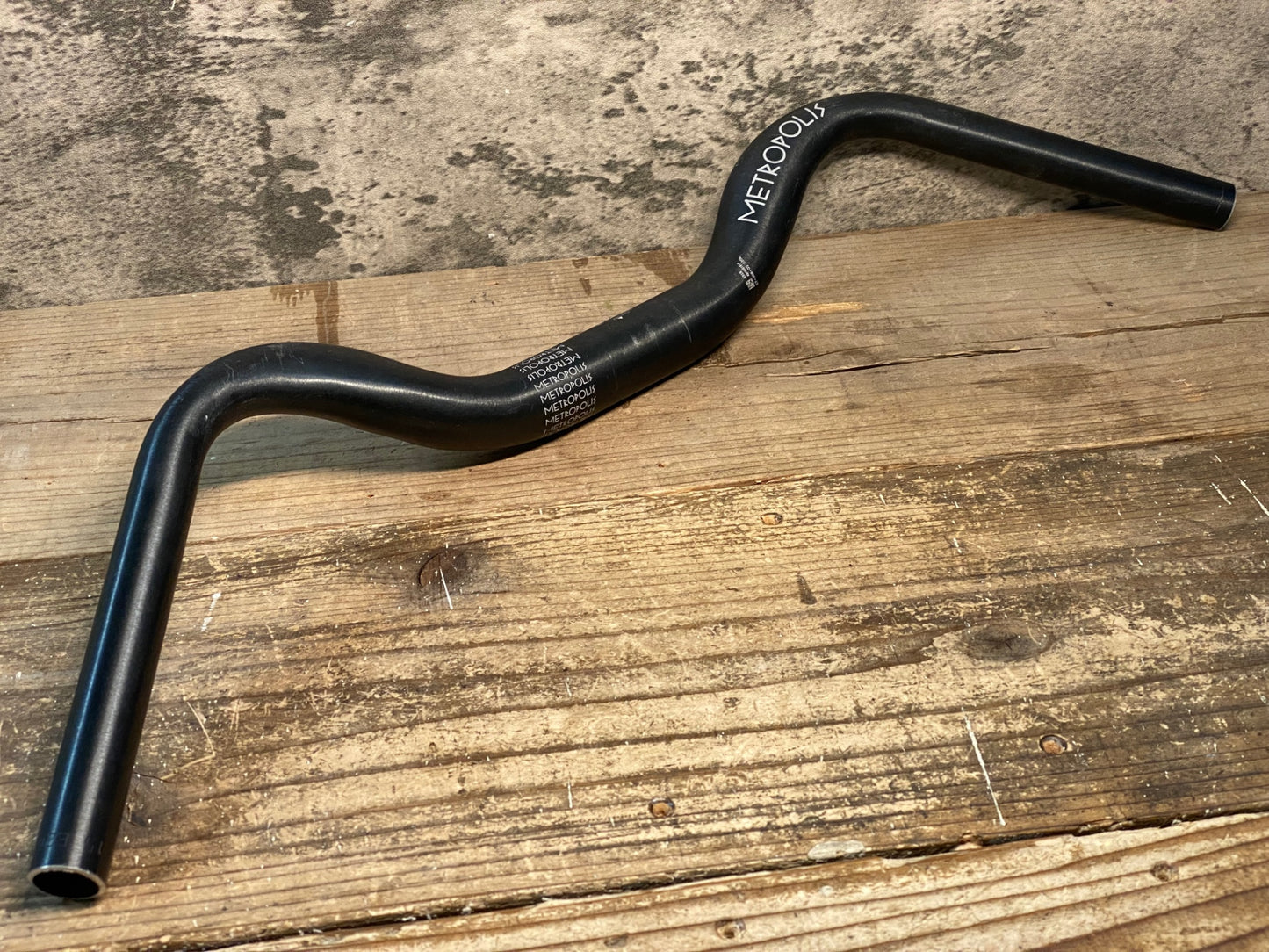IP021 FSA Metropolis Handlebar ライザーバー Φ31.8 615mm