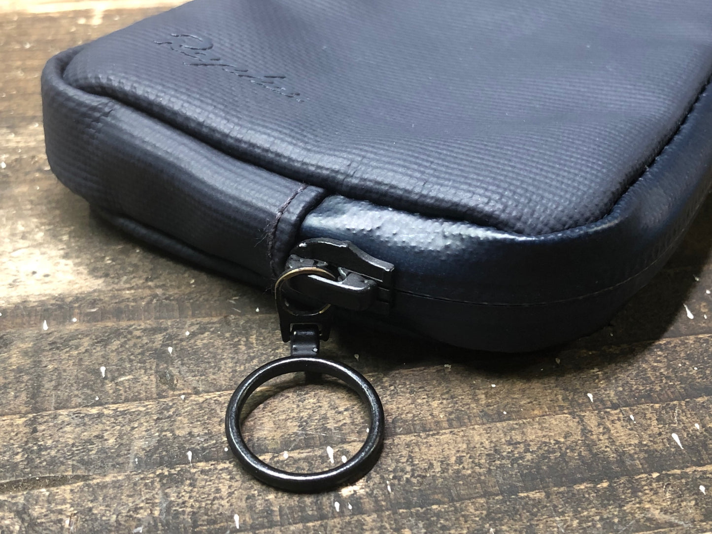IK279 ラファ Rapha RAINPROOF ESSENTIALS CASE LARGE ケース サイクルポーチ ダークグレー