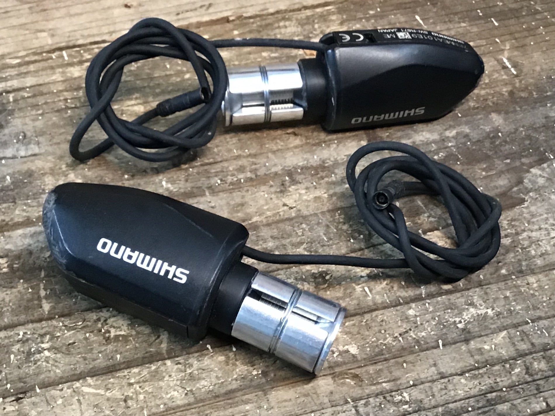 IO361 シマノ SHIMANO SW-R671 シフトスイッチ Di2 電動（商品