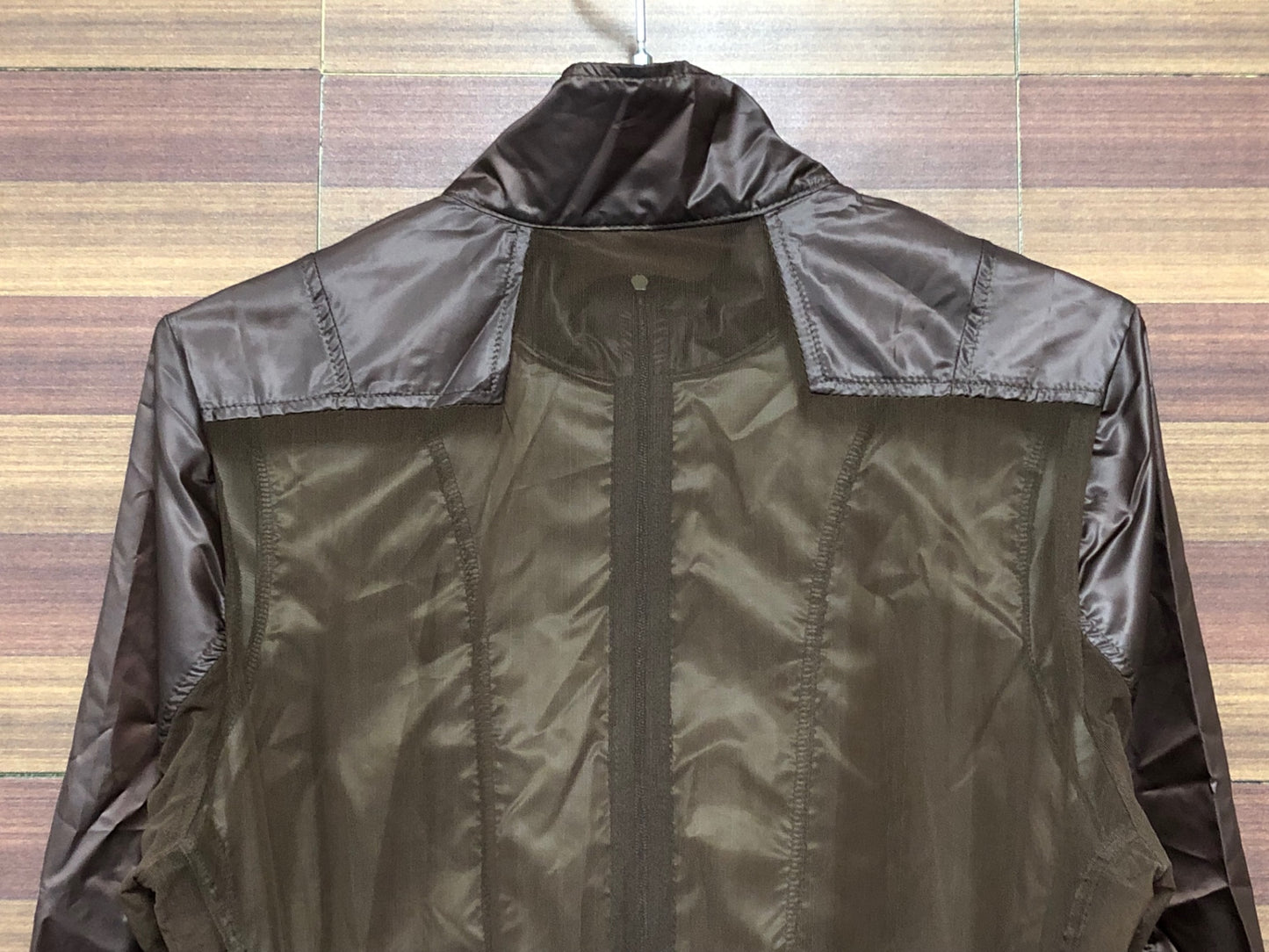 IJ735 カフェドシクリシテ CAFE DU CYCLISTE PETRA JACKET Man 長袖 ウィンドブレーカー 茶 S