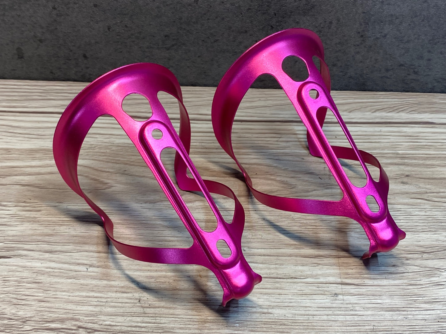 IT418 スパカズ SPAKAZ フライケージ アノ Fly Cage Ano ボトルケージ ピンク 2個セット