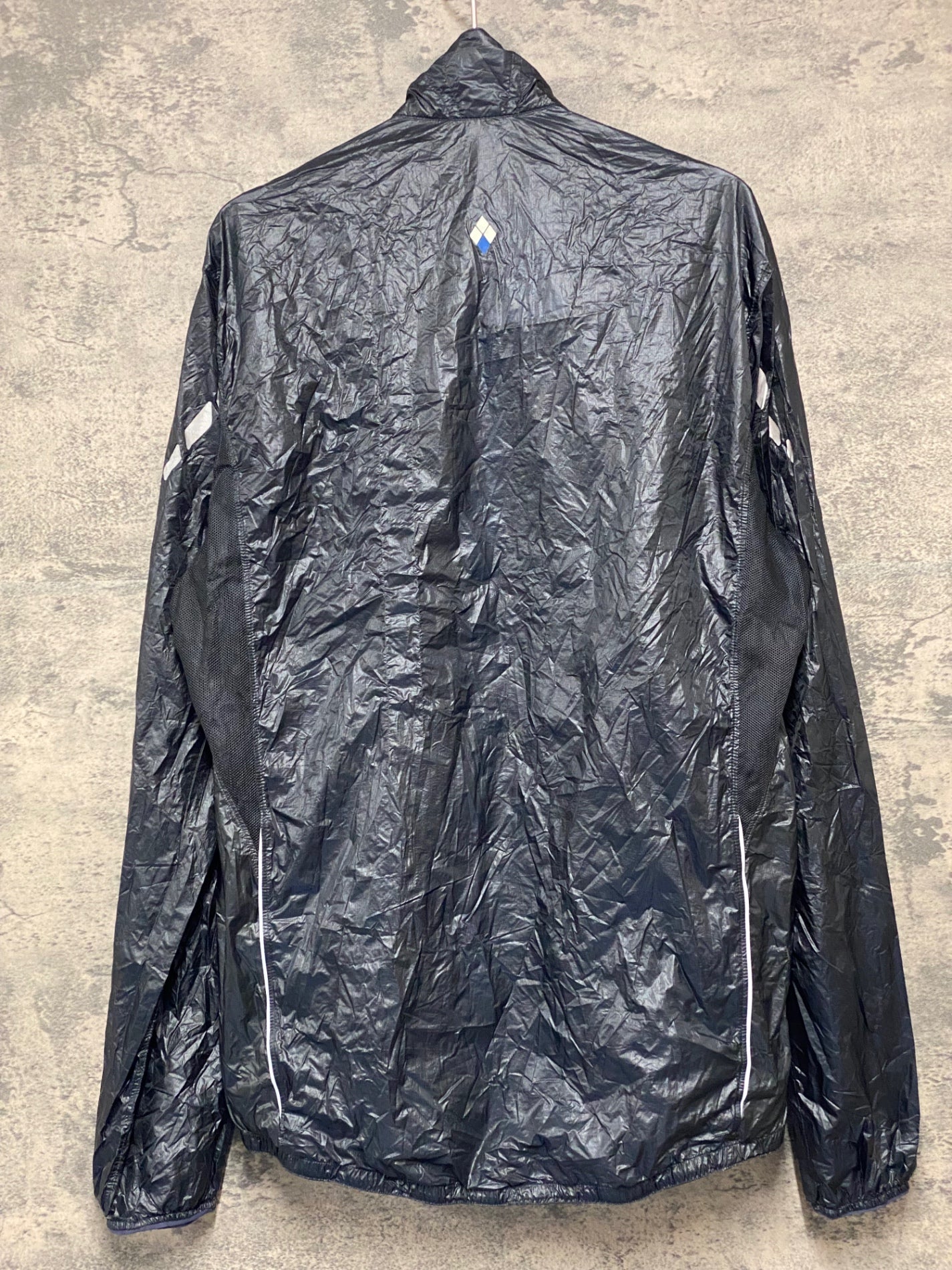 JB483 モンベル mont-bell 長袖 ウィンドブレーカー 黒 L