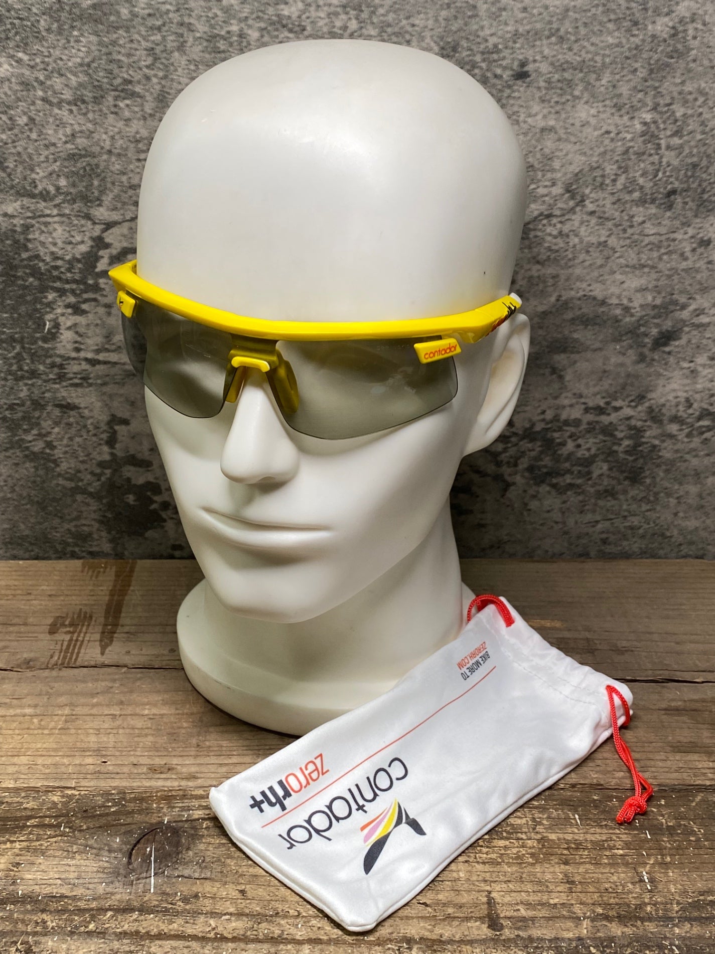 IQ322 ゼロアールエイチプラス zerorh+ コンタドール CONTADOR サングラス アイウェア 黄色 白