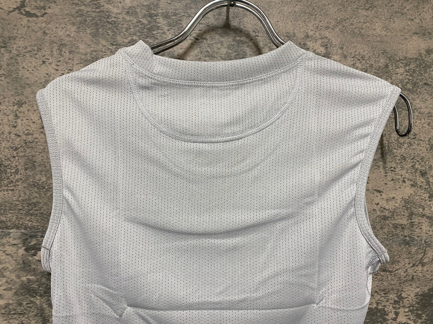 IV924 ジャイアント GIANT ノースリーブ べースレイヤー グレー S メッシュ