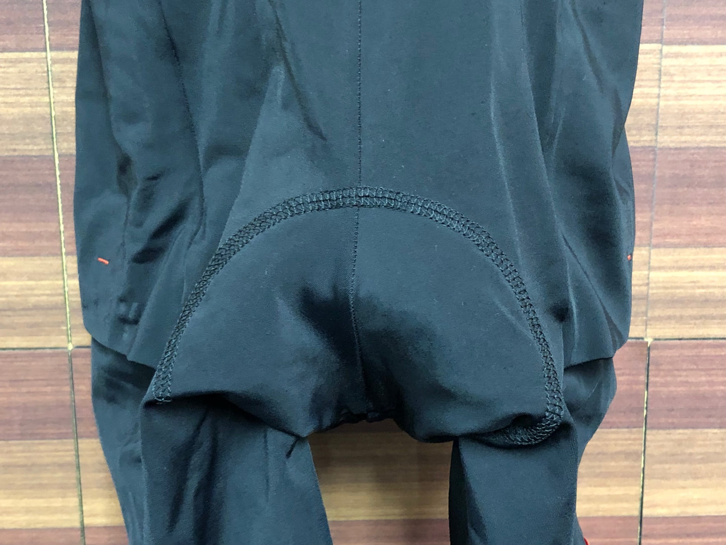 IS807 カステリ CASTELLI Unlimited カーゴ ビブショーツ 黒 M